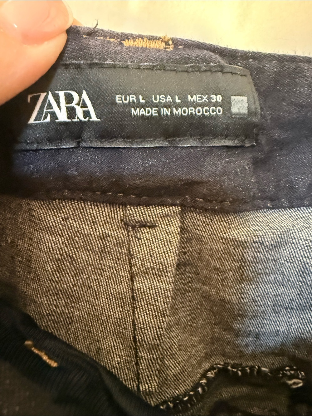 ZARA Jeans denim casual NWOT collegiate casual see measurements runs small cozy